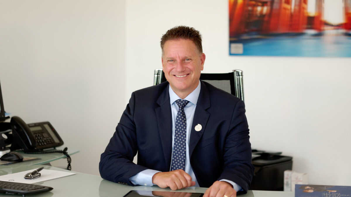 Rolf Sorg, PM International CEO and Founder, Nahrungsergänzungen