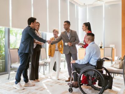 Positive Zitate zum Abschied – Inspirierende Sprüche für einen positiven Start