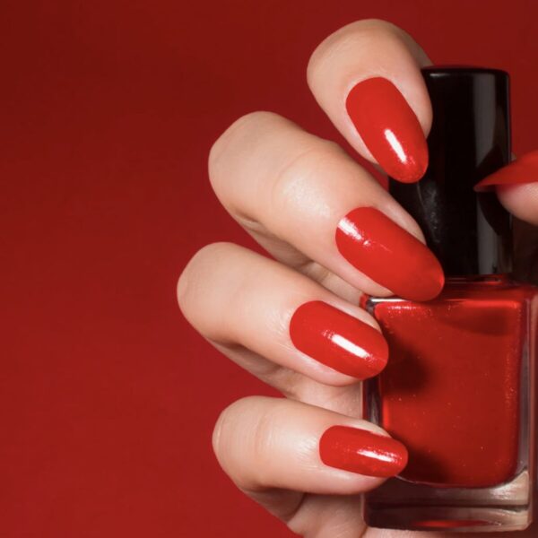 Welcher Nagellack hält am längsten
